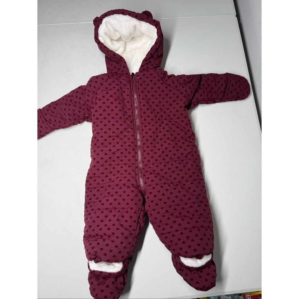 First Impressions Baby Hooded Flocked Hearts Footed Snowsuit Sz 6-9M